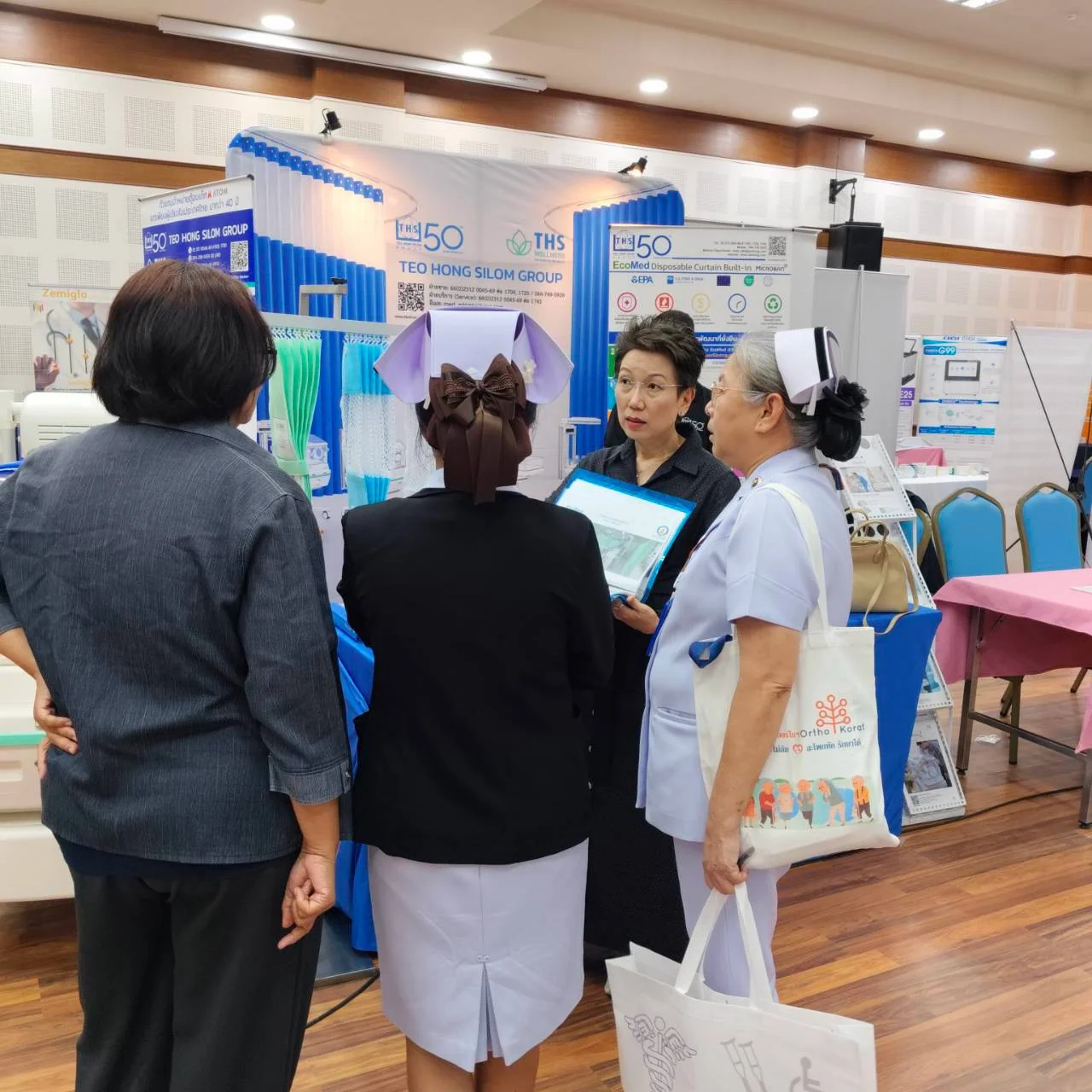 Sharing information with attendees